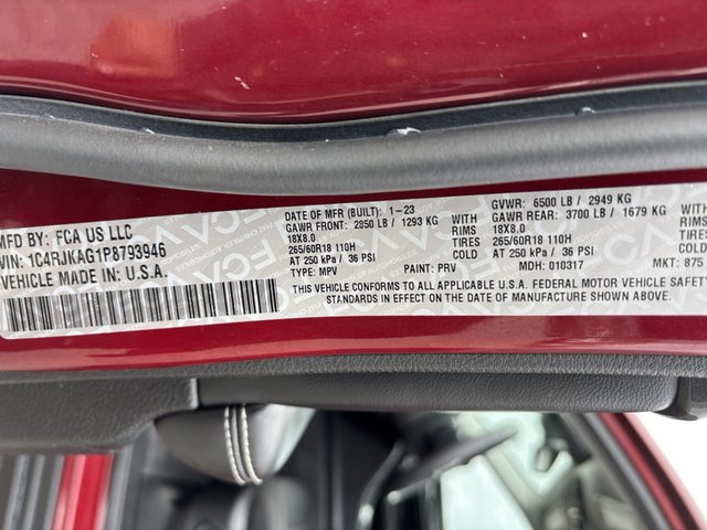2023 Jeep Grand Cherokee Laredo 4WD L