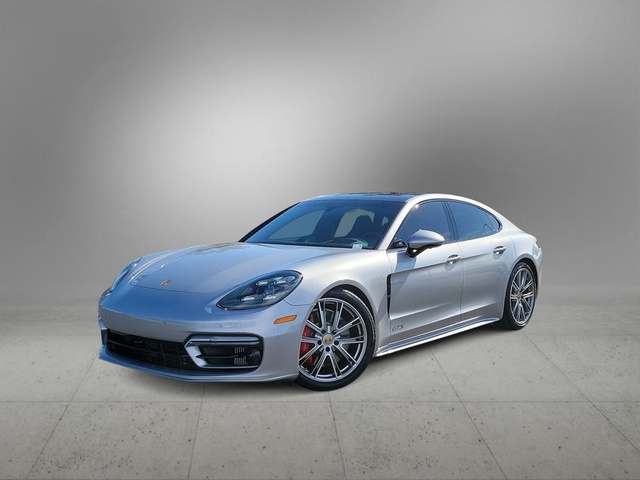 2023 Porsche Panamera GTS AWD