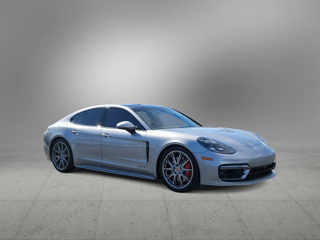 2023 Porsche Panamera GTS AWD