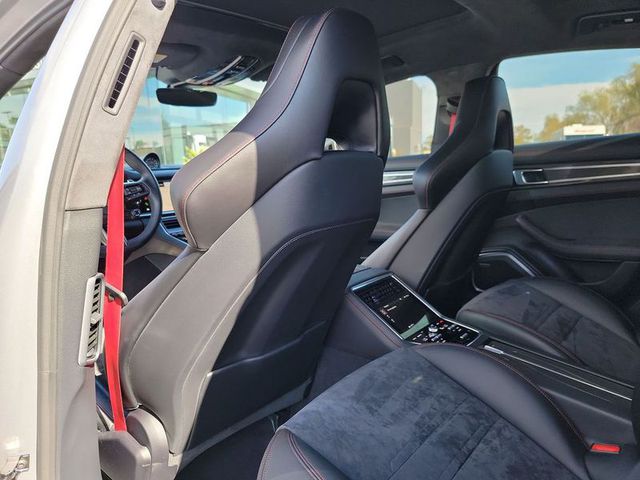 2023 Porsche Panamera GTS AWD