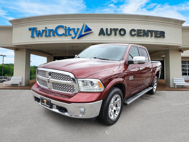 2016 Ram 1500 Laramie 4WD 140WB