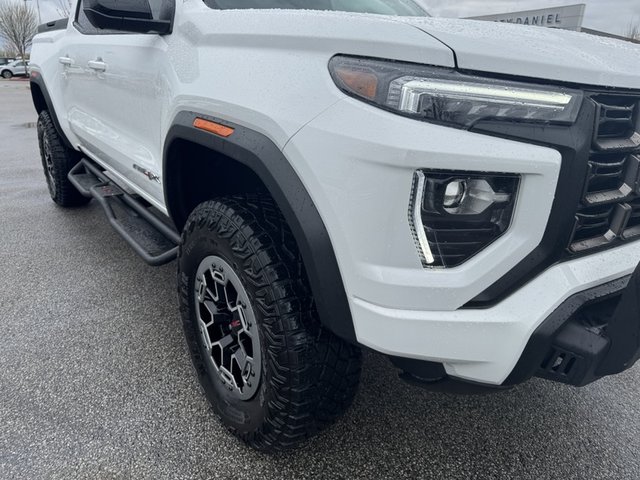 2023 GMC Canyon AT4X 4WD