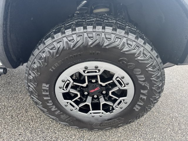 2023 GMC Canyon AT4X 4WD