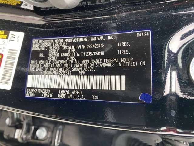 2024 Toyota Highlander LE FWD