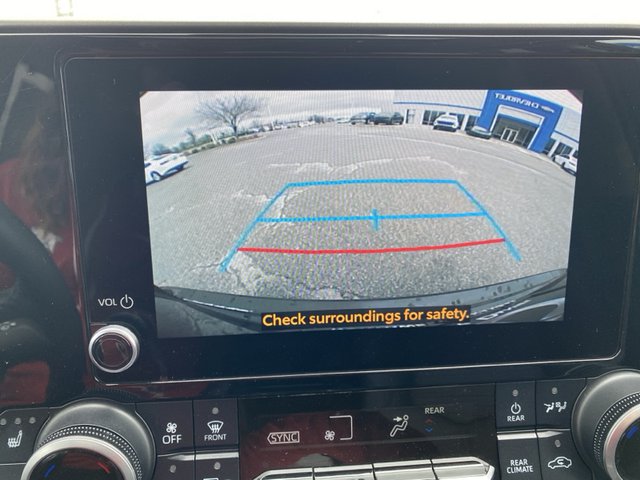 2024 Toyota Highlander LE FWD
