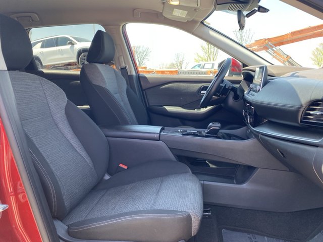 2021 Nissan Rogue SV FWD