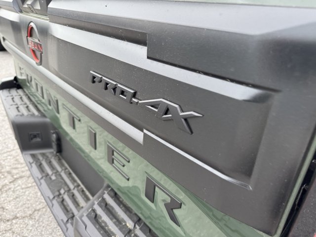2025 Nissan Frontier PRO-4X 4WD