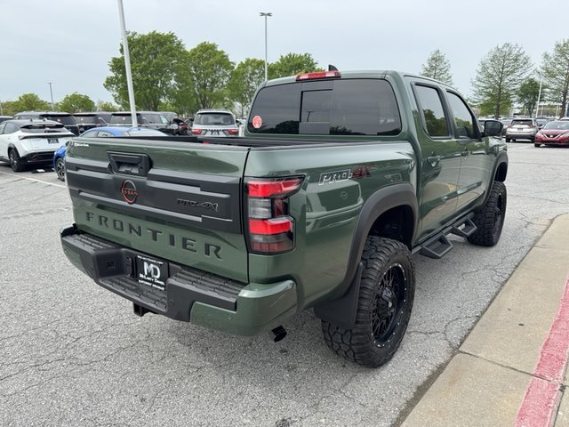 2025 Nissan Frontier PRO-4X 4WD