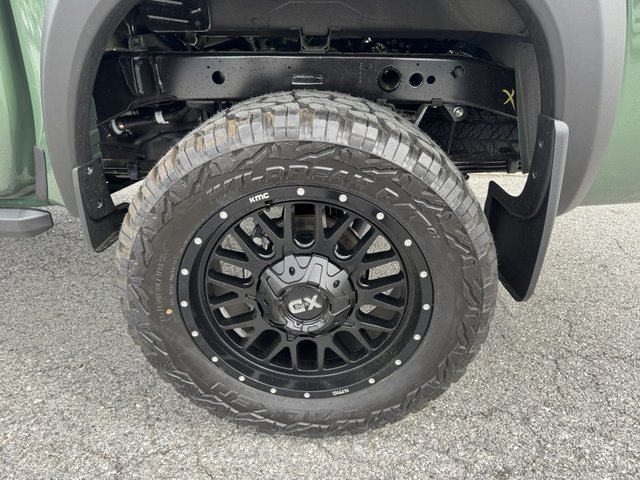 2025 Nissan Frontier PRO-4X 4WD