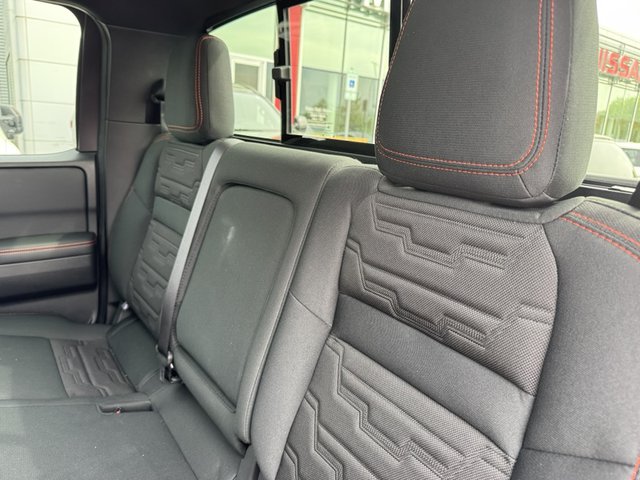 2025 Nissan Frontier PRO-4X 4WD