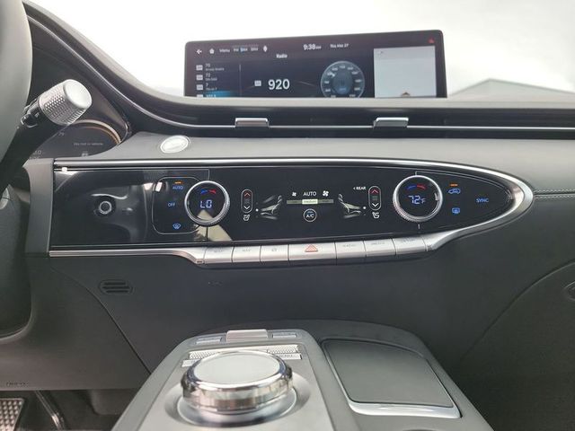 2025 Genesis GV70 2.5T AWD
