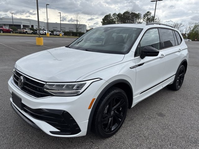2023 Volkswagen Tiguan 2.0T SE R-Line 4MOTION
