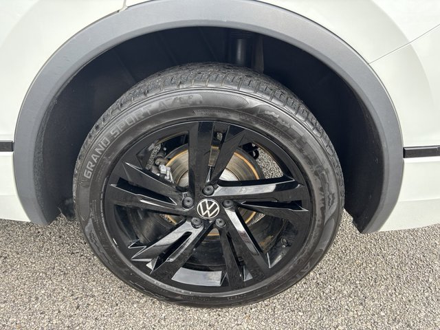 2023 Volkswagen Tiguan 2.0T SE R-Line 4MOTION