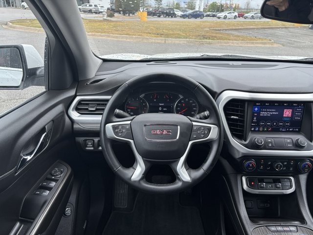 2023 GMC Acadia SLT FWD