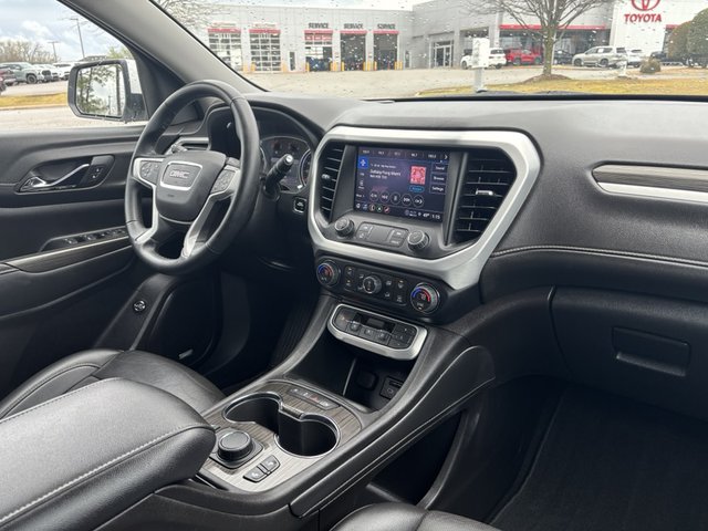 2023 GMC Acadia SLT FWD