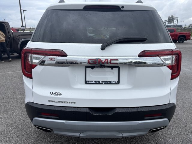 2023 GMC Acadia SLT FWD