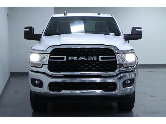 2023 Ram 2500 Big Horn 4WD 6ft4 Box