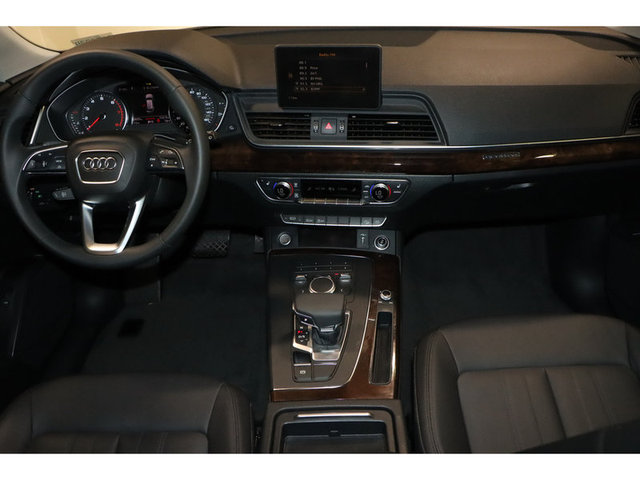 2020 Audi Q5 Premium 45 TFSI quattro