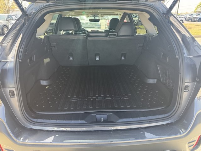 2022 Subaru Outback Limited XT
