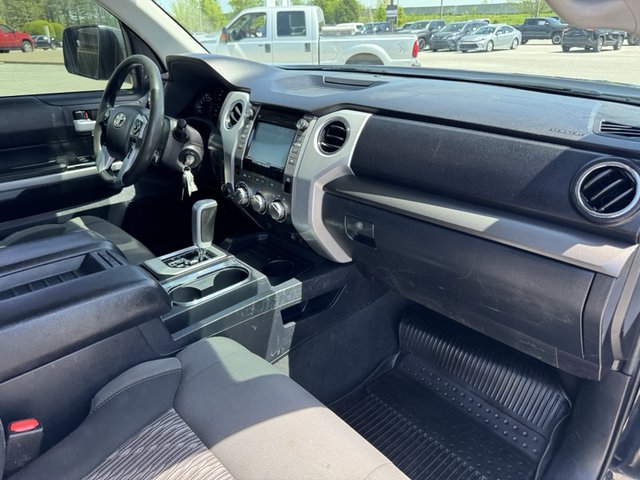 2018 Toyota Tundra SR5 4WD 5.7L V8