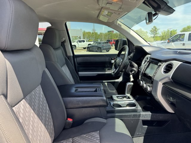 2018 Toyota Tundra SR5 4WD 5.7L V8