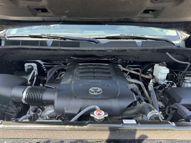 2018 Toyota Tundra SR5 4WD 5.7L V8