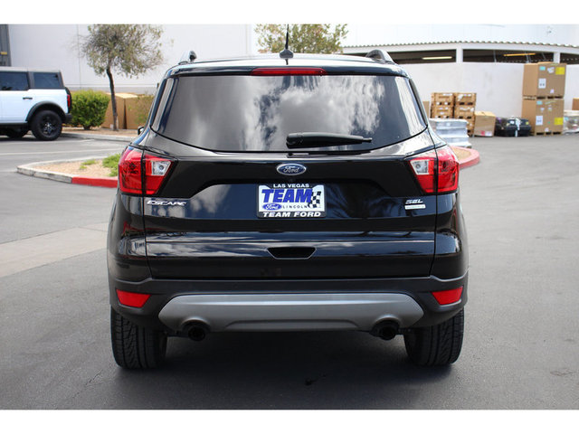 2019 Ford Escape SEL FWD
