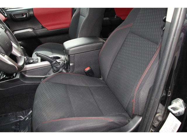 2022 Toyota Tacoma SR5 4WD 5ft Bed