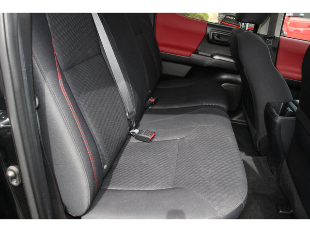 2022 Toyota Tacoma SR5 4WD 5ft Bed