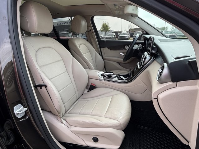 2016 Mercedes-Benz GLC-Class GLC300 RWD