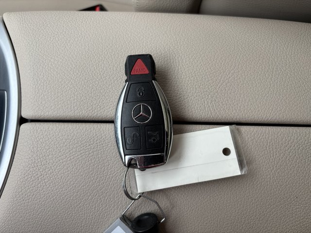 2016 Mercedes-Benz GLC-Class GLC300 RWD
