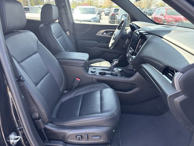 2022 Chevrolet Traverse LT Leather AWD