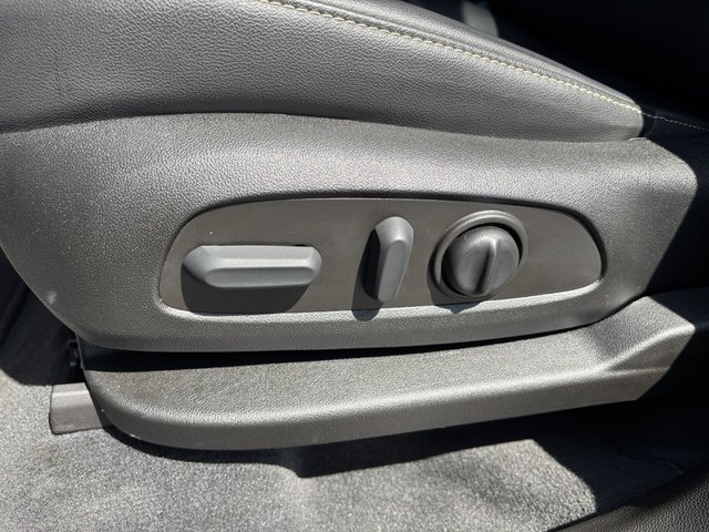 2022 Chevrolet Traverse LT Leather AWD