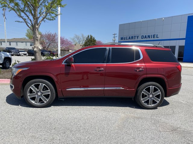 2017 GMC Acadia Denali FWD