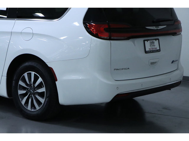 2023 Chrysler Pacifica Limited FWD Hybrid