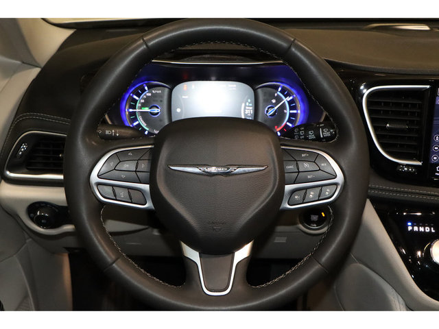 2023 Chrysler Pacifica Limited FWD Hybrid