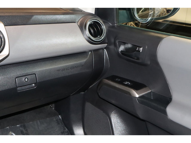 2022 Toyota Tacoma SR5 2WD
