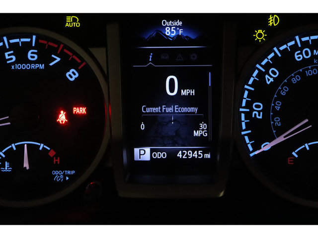 2022 Toyota Tacoma SR5 2WD