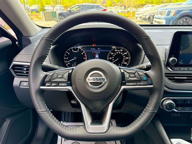 2022 Nissan Altima 2.5 SV