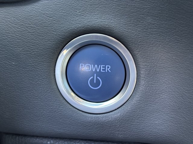 2024 Toyota Tundra Platinum 4WD 5.5ft Bed Hybri