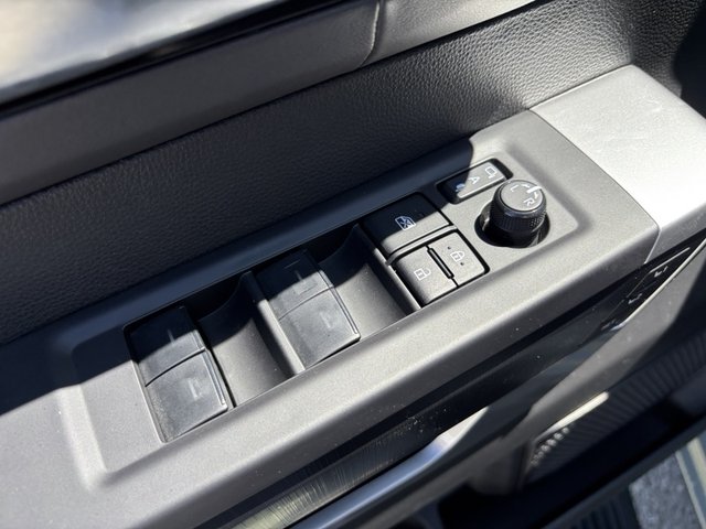 2024 Toyota Tundra Platinum 4WD 5.5ft Bed Hybri