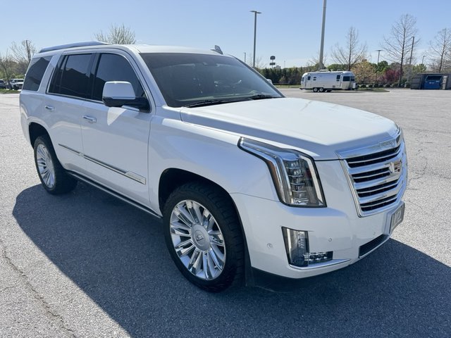 2017 Cadillac Escalade Platinum 4WD