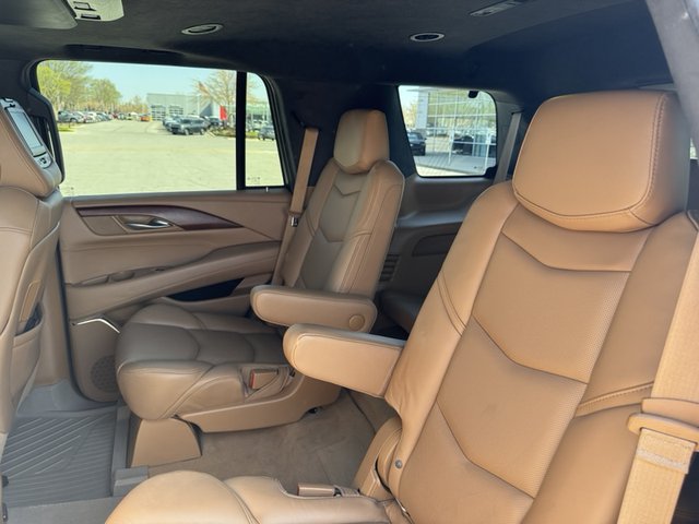 2017 Cadillac Escalade Platinum 4WD