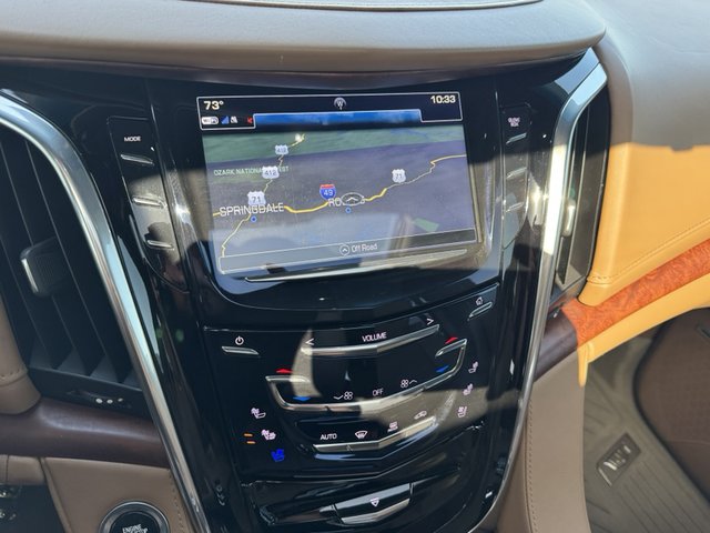 2017 Cadillac Escalade Platinum 4WD