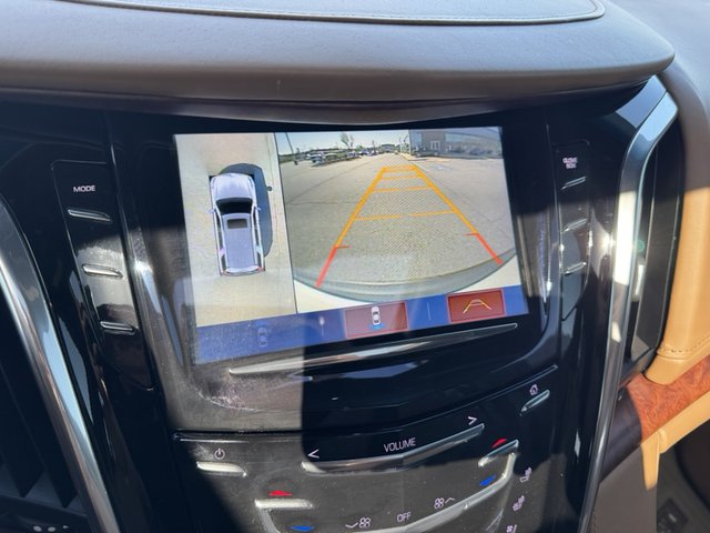 2017 Cadillac Escalade Platinum 4WD