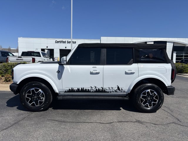 2022 Ford Bronco Outer Banks 4WD
