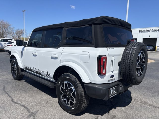 2022 Ford Bronco Outer Banks 4WD