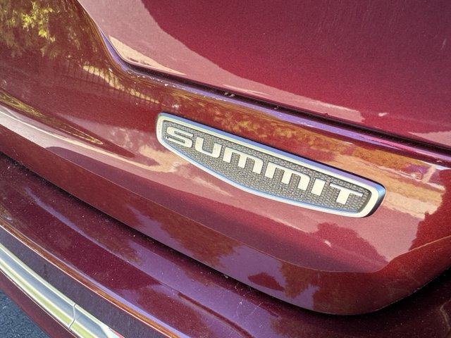 2023 Jeep Grand Cherokee Summit Reserve 4WD