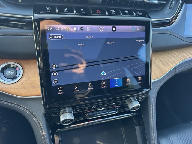 2023 Jeep Grand Cherokee Summit Reserve 4WD