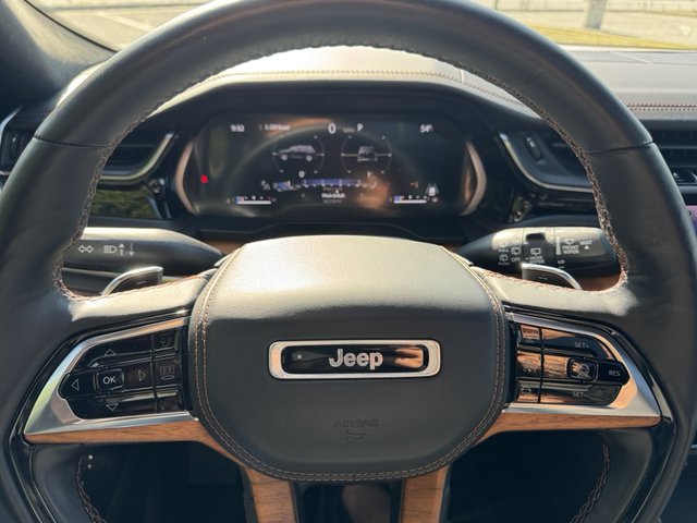 2023 Jeep Grand Cherokee Summit Reserve 4WD